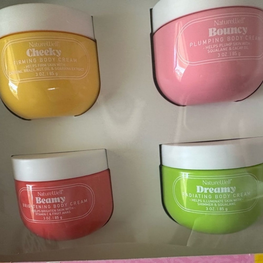 NatureWell Golden Glow Body Cream Set Of 4 NWT In Box - Picture 4 of 7